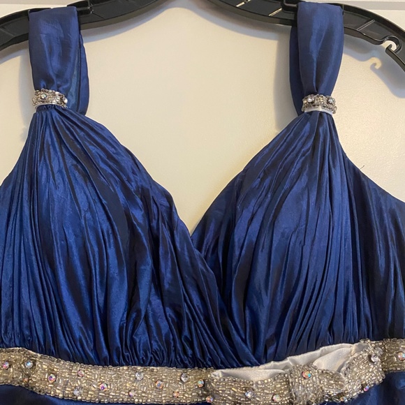 Faust Prom Long Dress - Picture 3 of 11